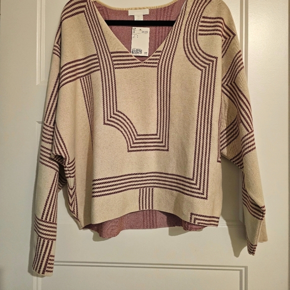 New Oversized H&M Sweater with Geometric Design sz small - Picture 1 of 6